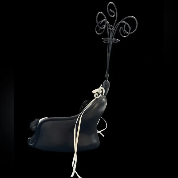 Ring Display Sofa Shaped Finger Rings Holder & necklace& bracelet holder.
0131 - Picture 4 of 8